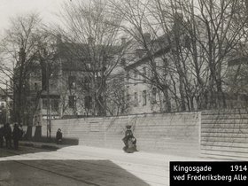 Kingosgade mellem Frederiksberg Allé og Haveselskabsvej set mod Frederiksberg Allé april 1914.jpg